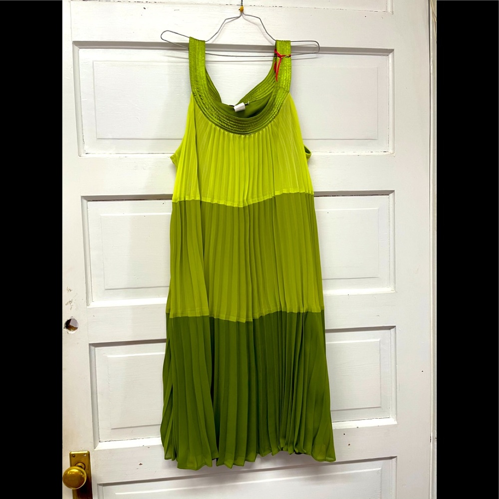 Vintage Accordion style dress.  3 shades of green.
